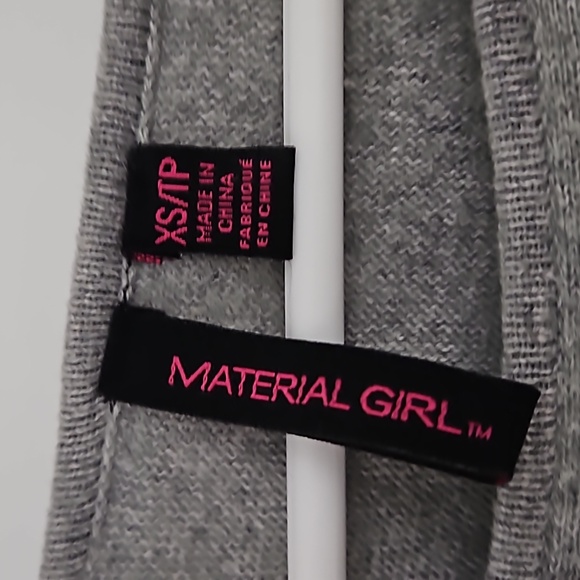 Grey Sweater with Pearl Butterfly - Picture 4 of 4